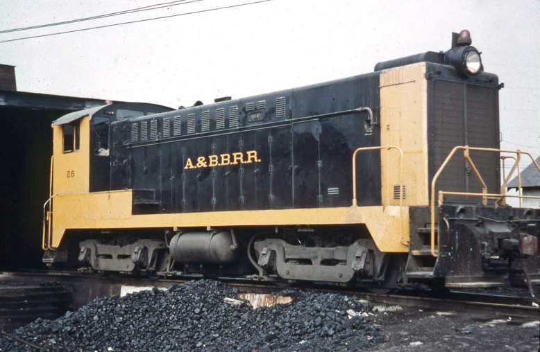 ABB 26 Baldwin (DS4.4.10) at 2nd St NW roundhouse in Barberton, Oh.